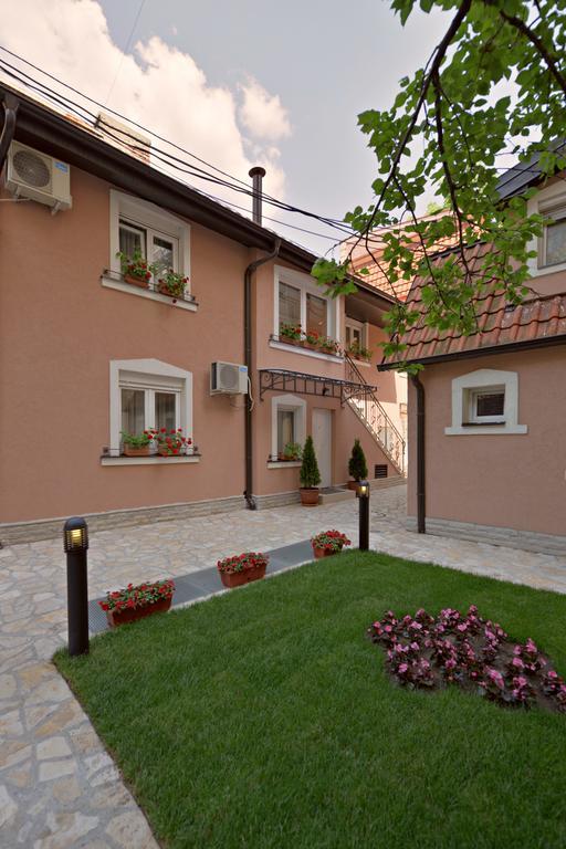 Apartments Jevtic Белград Екстериор снимка