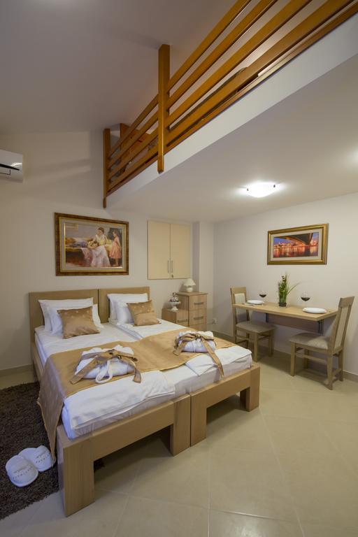 Apartments Jevtic Белград Стая снимка